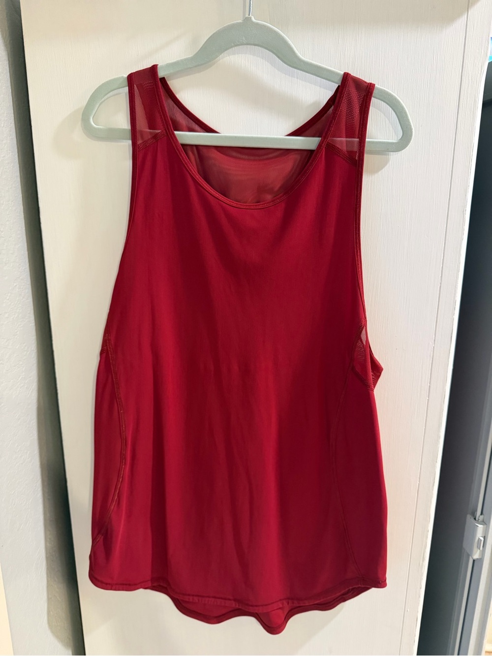 Lululemon Sculpt Tank II Size 4 Sleeveless maroonish color